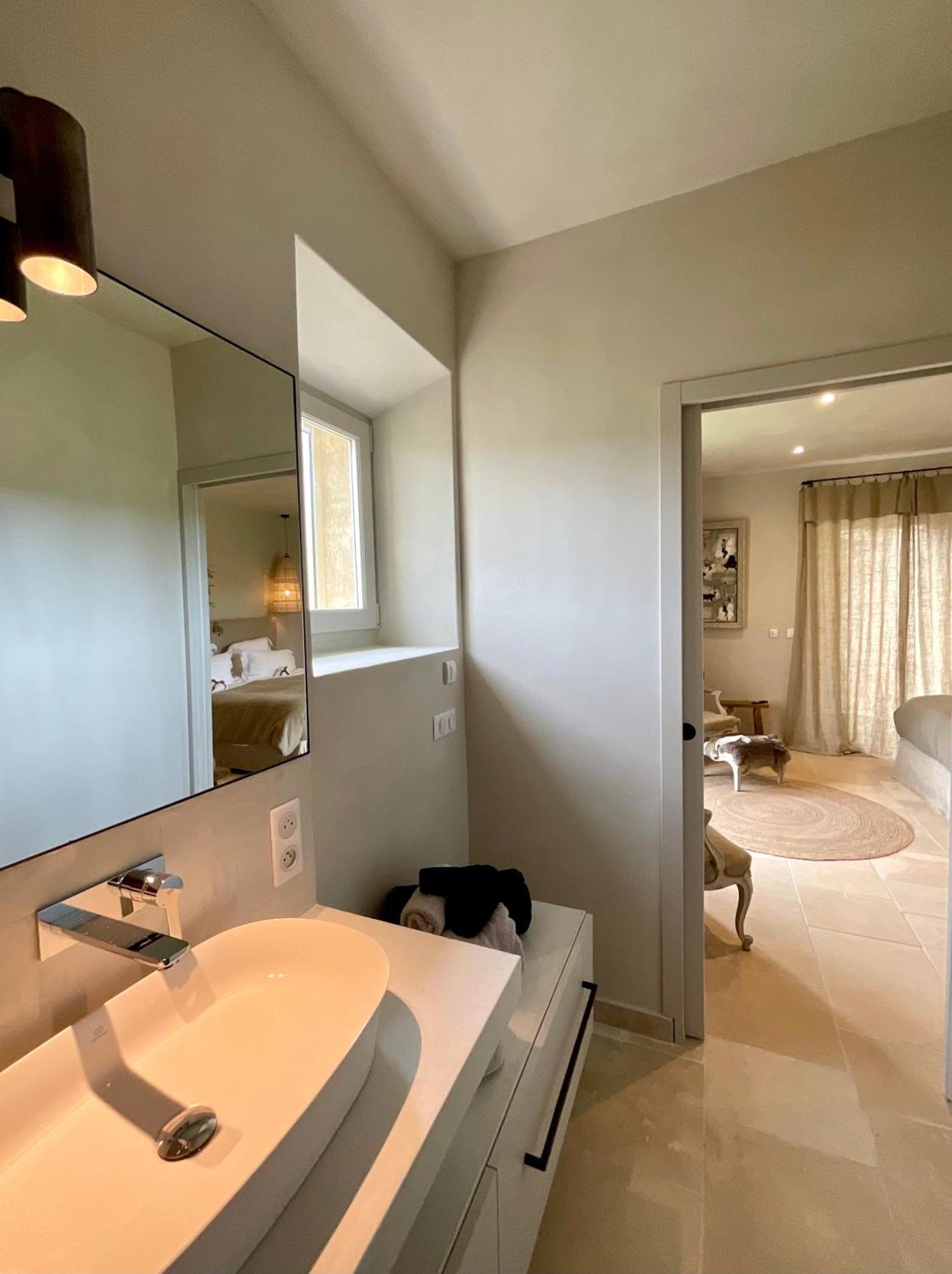 ゴルド Provence Km28 Bed & Breakfast エクステリア 写真